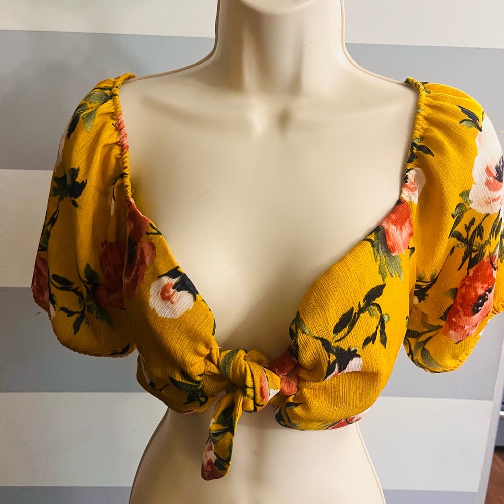 Isis Yellow Puff Sleeve Crop Blouse